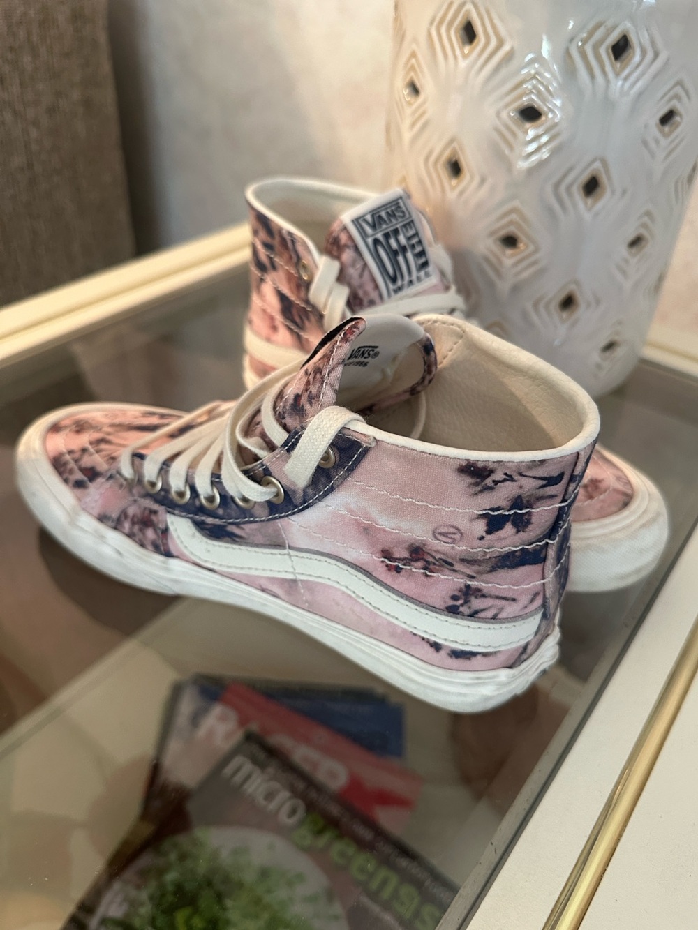 Vans UltraCush ~ (women’s 5.5, men’s 4.0, EUR 35)